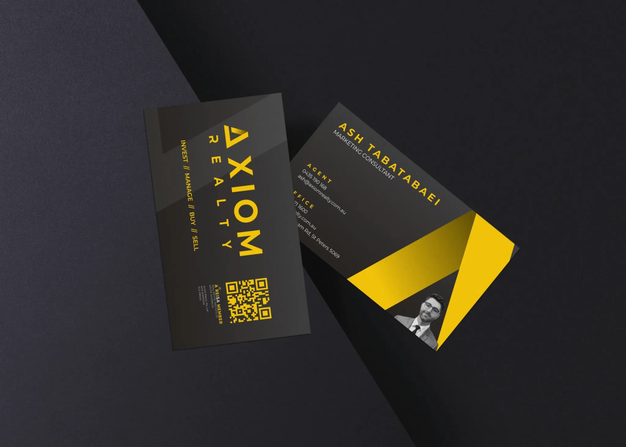 Axiom Realty business card design mockup by Business Nebula